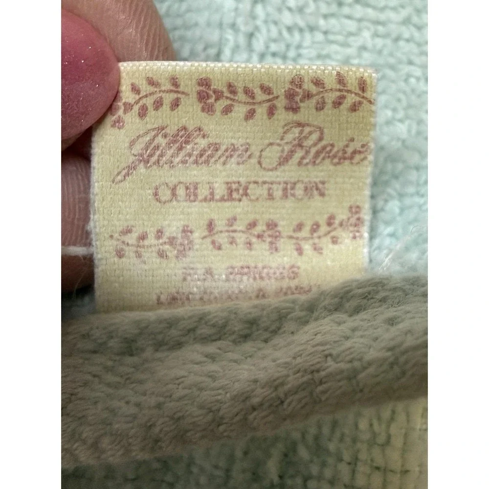 Vintage Jillian Rose Collection Blue Pink Satin‎ Floral USA 2 Hand Towels